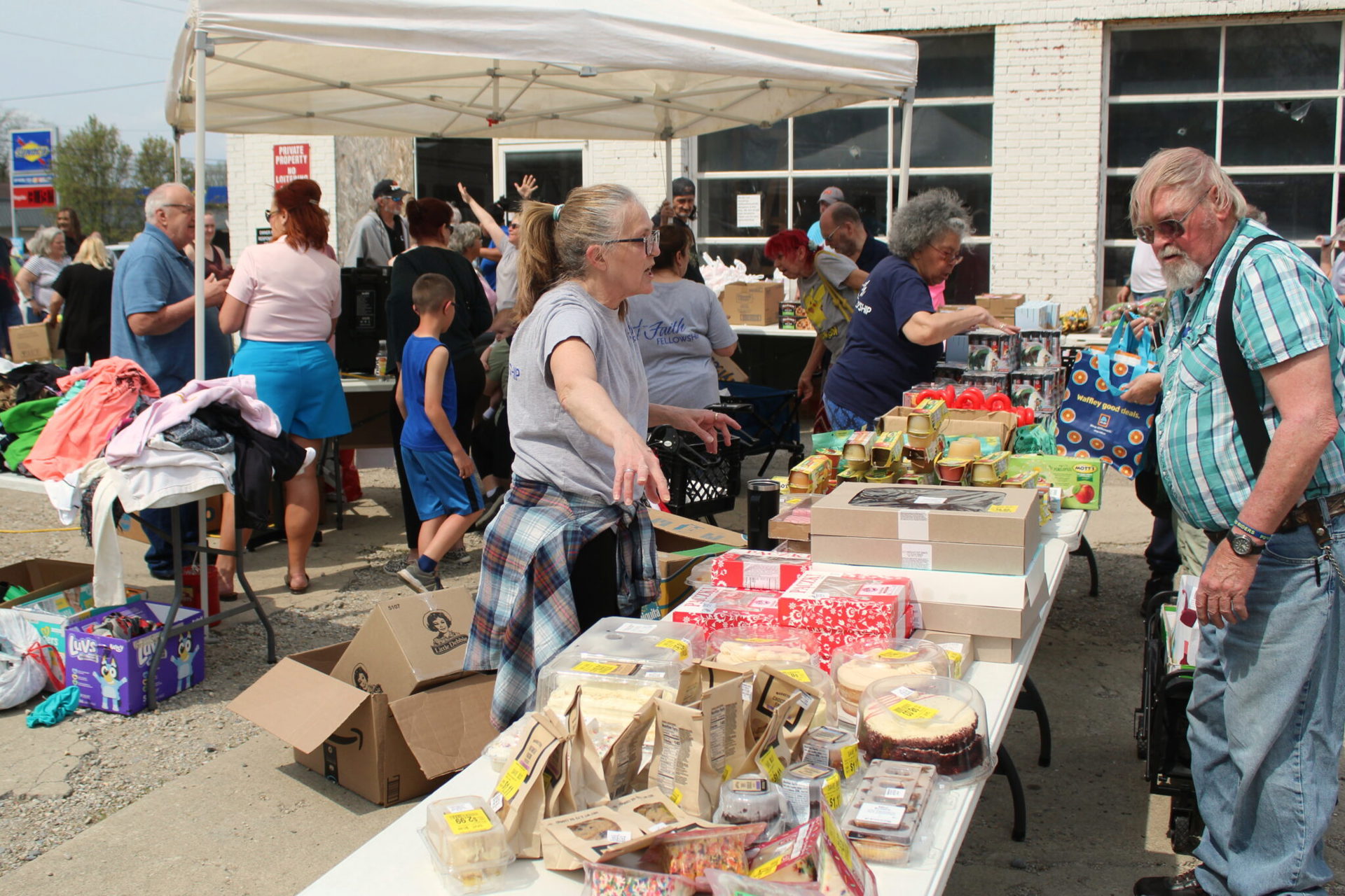 Ohio Pantries Scramble as Food Assistance is Disrupted