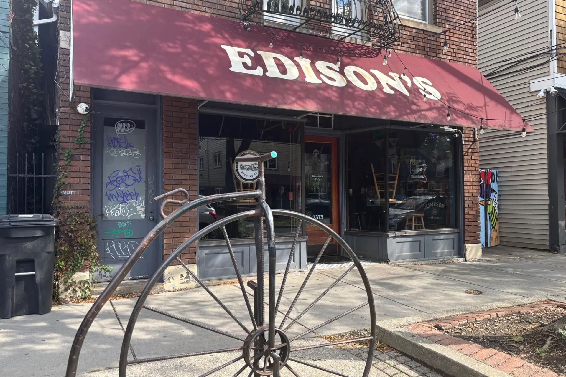 Hangry Brands Expands with Edison’s Pub Purchase