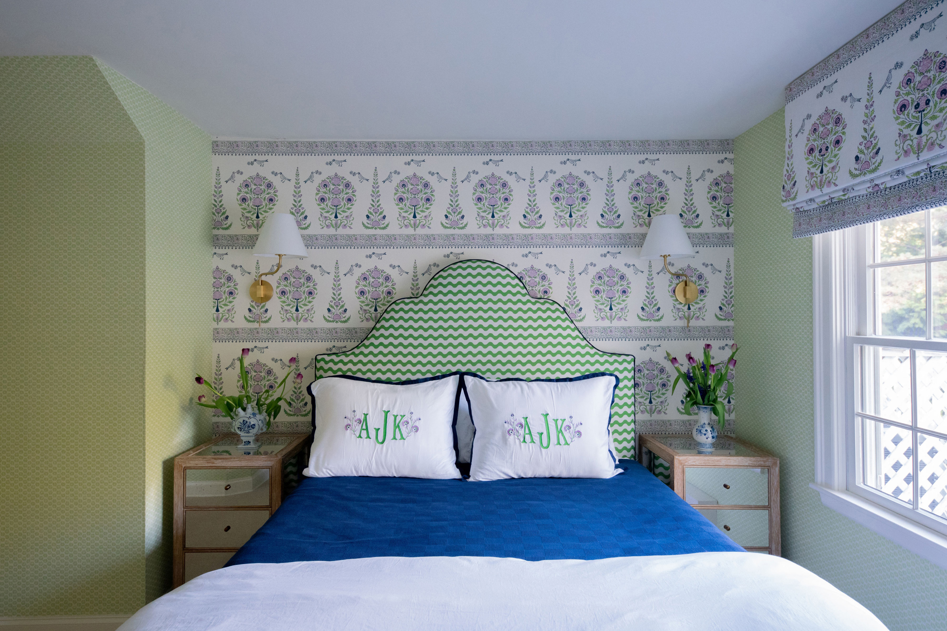 This Suburban Teen Suite Gets a Grown-Up Makeover